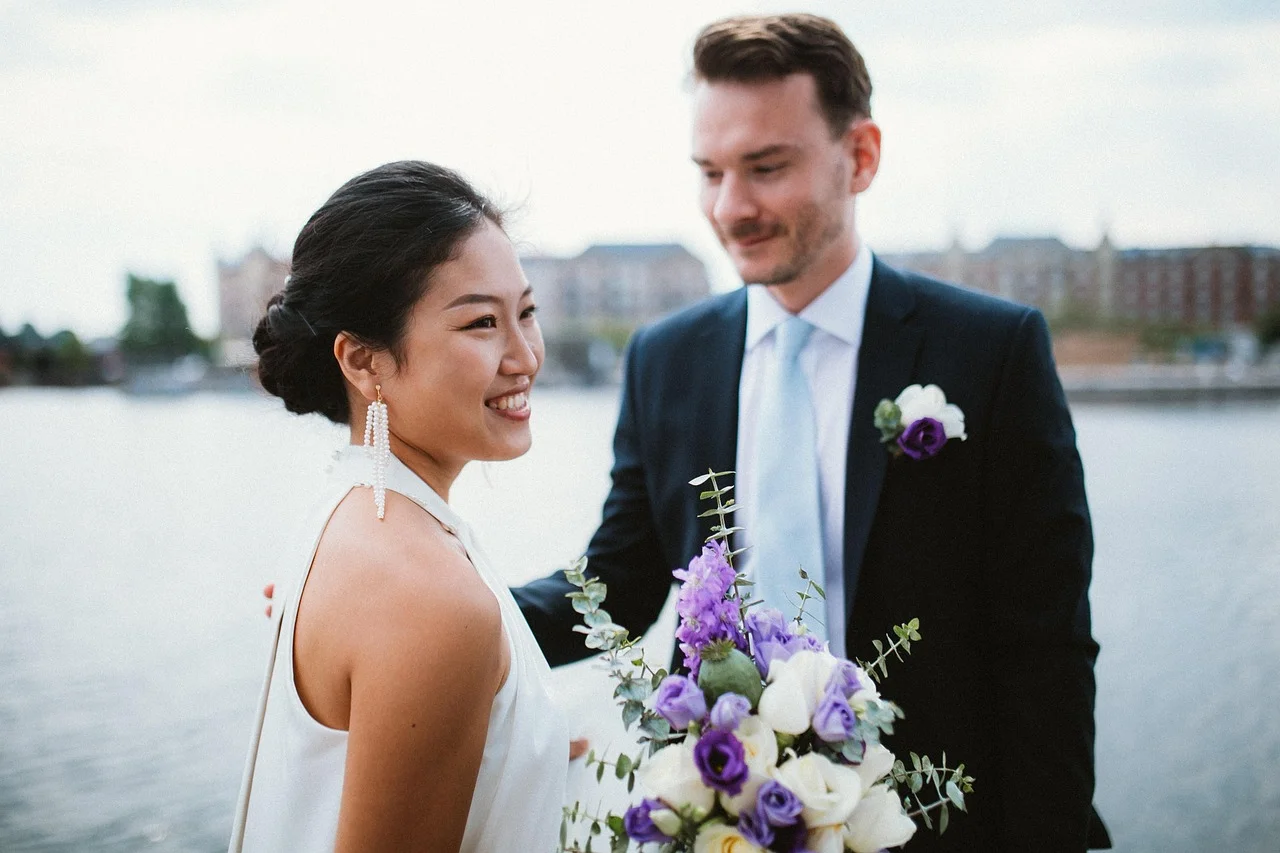 Urne de mariage pour un voyage : comment la mettre en scène ?